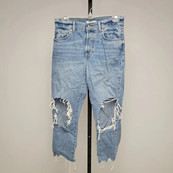 FOREVER 21 High Rise  Distressed Jeans - Picture 1 of 4